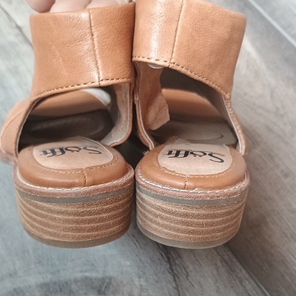 Sofft Tan Peep-Toe Sandals - Picture 4 of 10